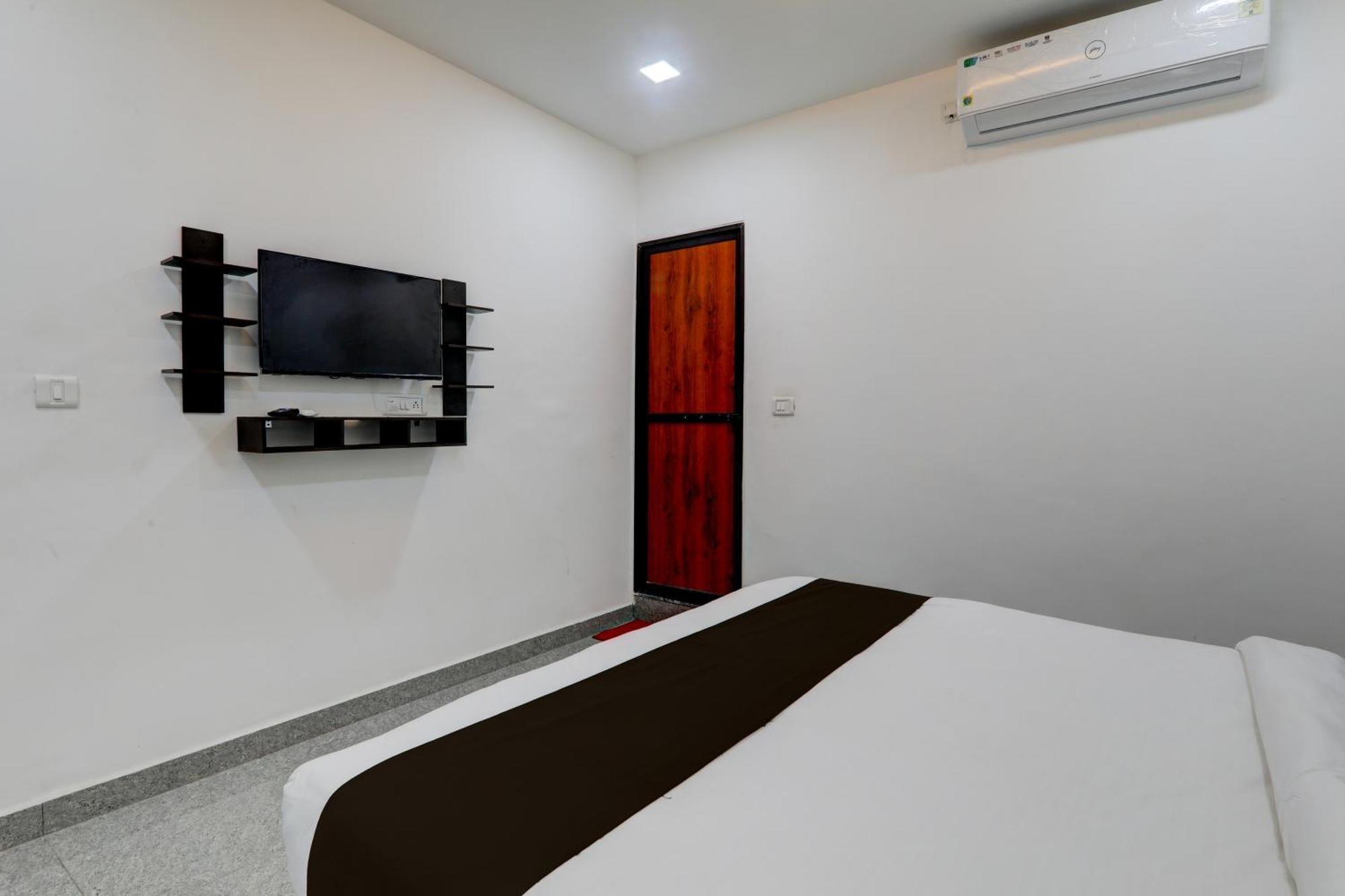 Super Hotel O Flagship Hotel Mk Palace Λάκναου Εξωτερικό φωτογραφία