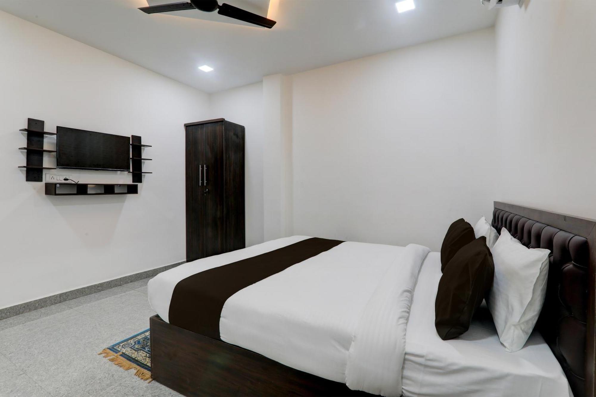 Super Hotel O Flagship Hotel Mk Palace Λάκναου Εξωτερικό φωτογραφία