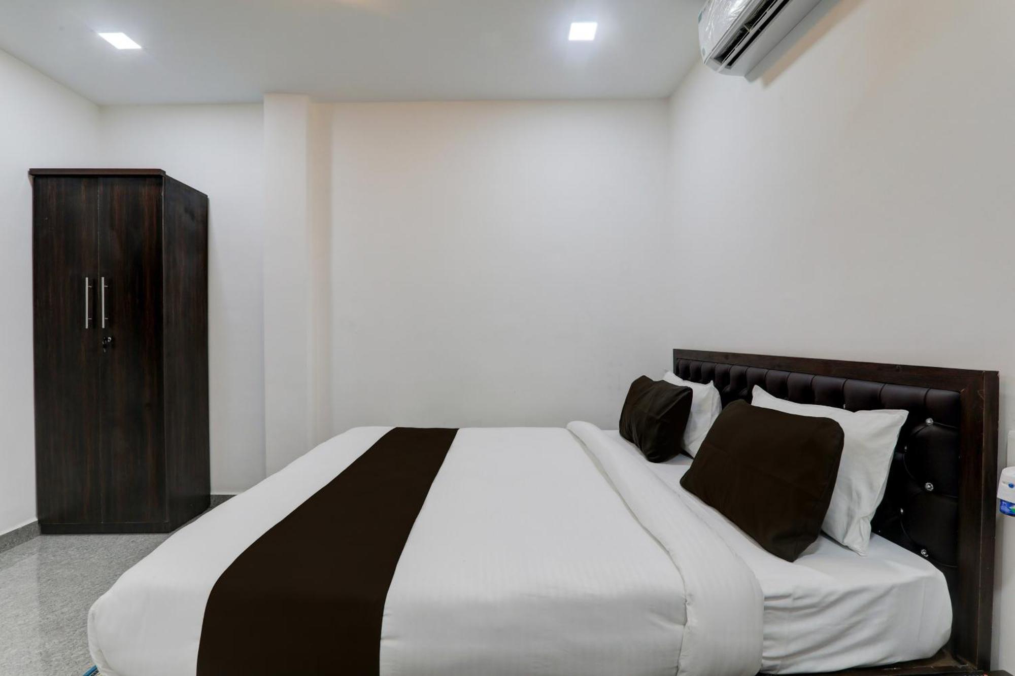 Super Hotel O Flagship Hotel Mk Palace Λάκναου Εξωτερικό φωτογραφία