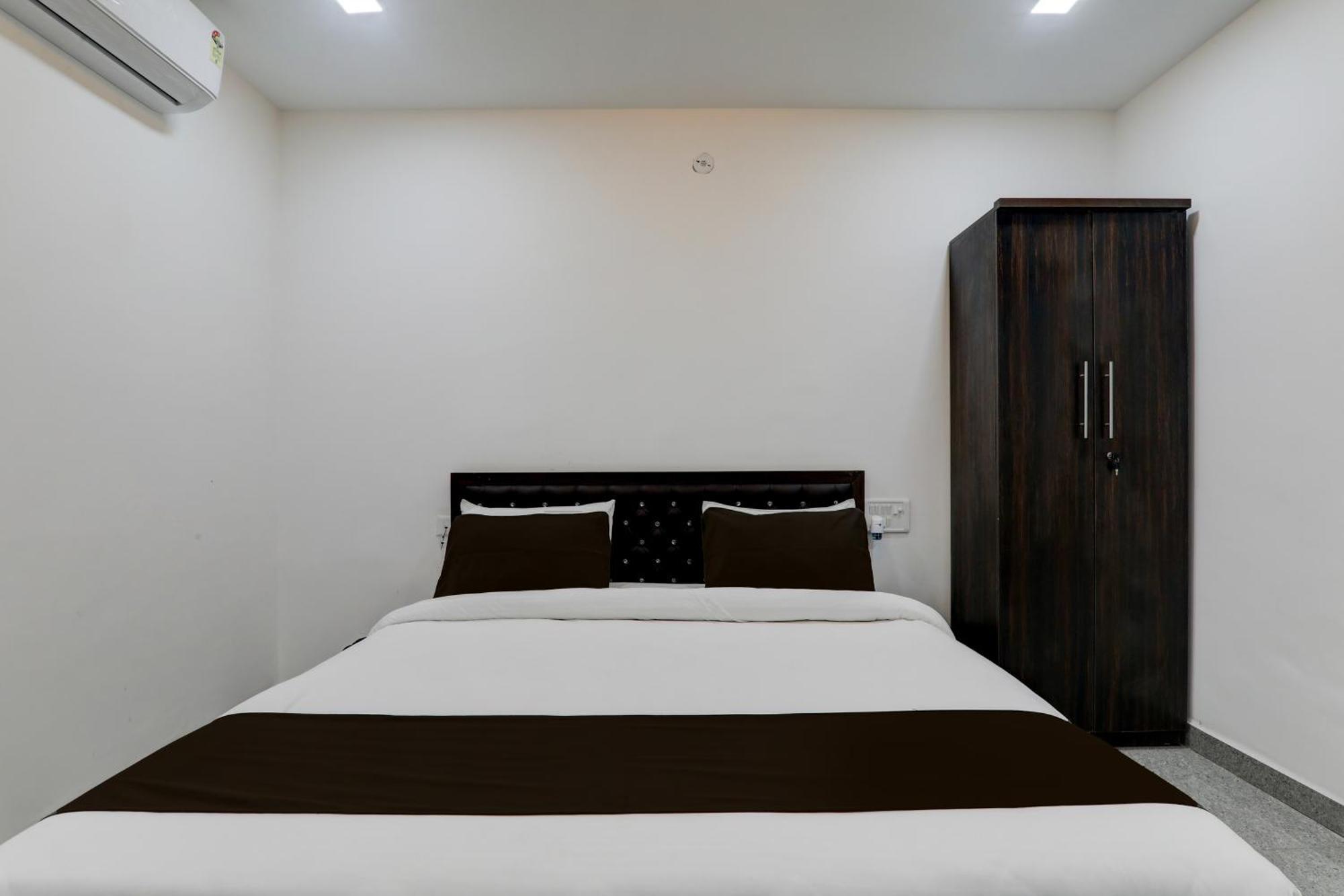 Super Hotel O Flagship Hotel Mk Palace Λάκναου Εξωτερικό φωτογραφία