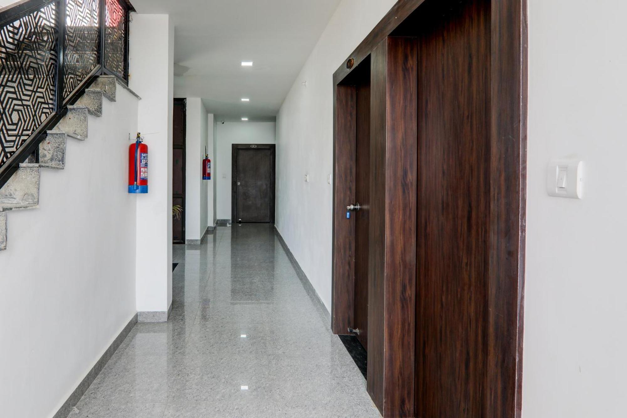 Super Hotel O Flagship Hotel Mk Palace Λάκναου Εξωτερικό φωτογραφία